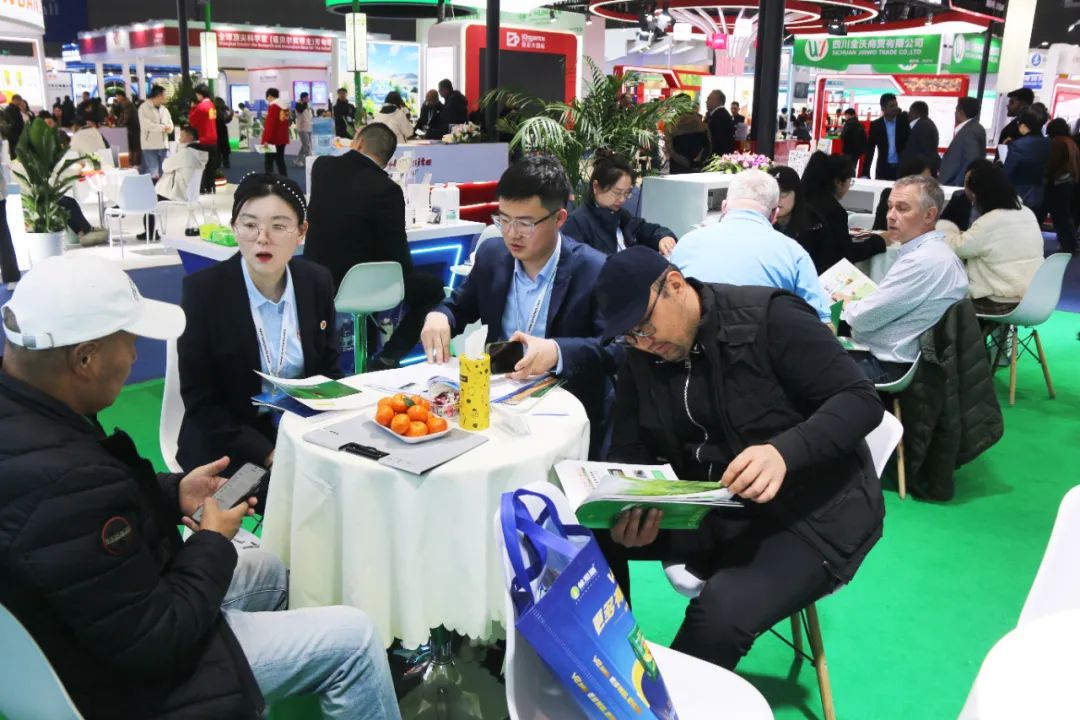 金牌贊助企業(yè)海大生物全新亮相上海CAC國(guó)際農(nóng)化展，以科技實(shí)力獻(xiàn)禮25周年